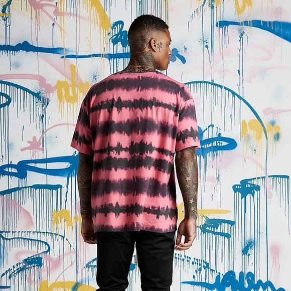 BoohooMAN Quavo Loose Fit Tie Dye Short Sleeve T-Shirt - Picture 3 of 3